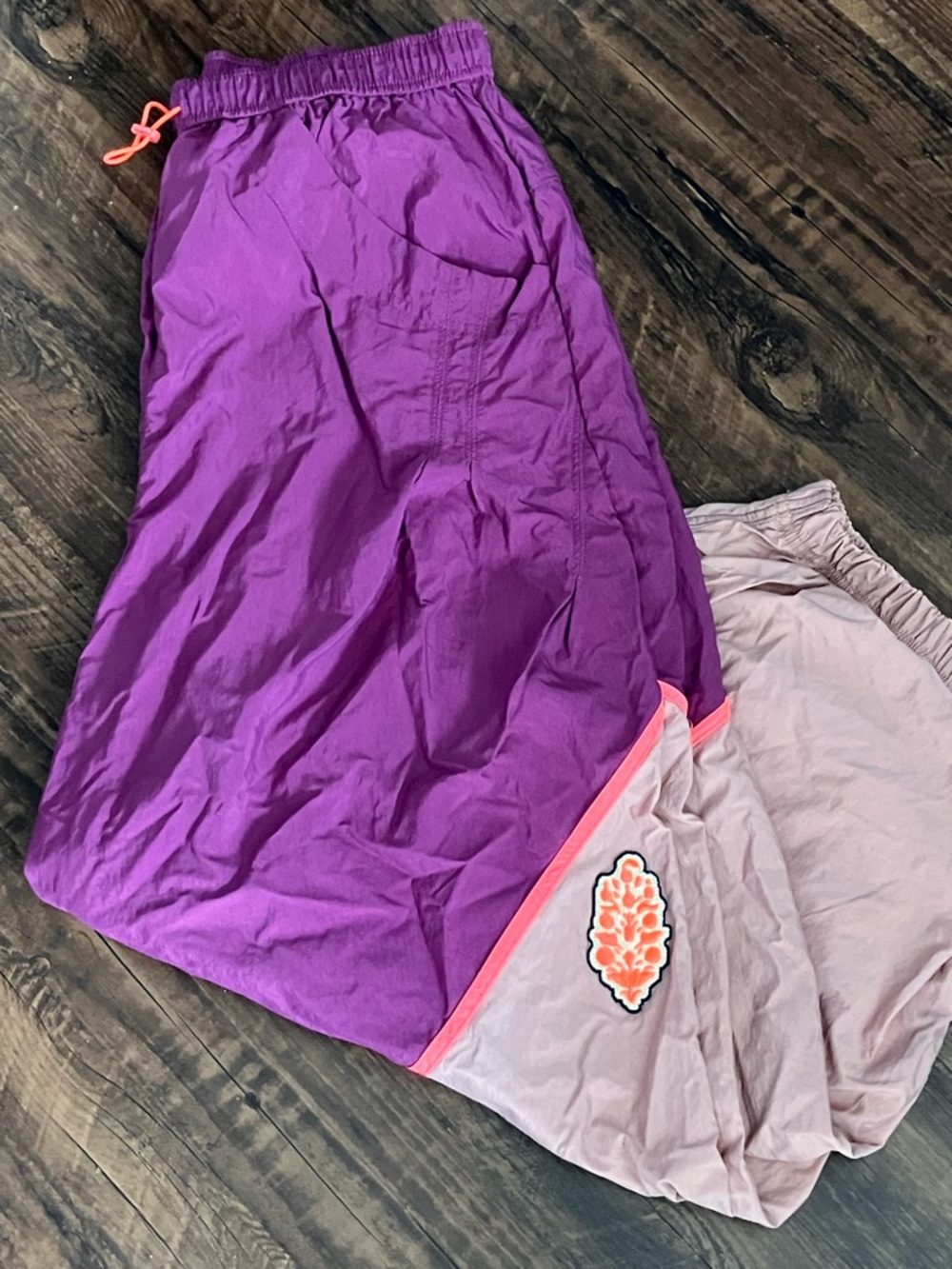 NWOT FREE PEOPLE MOVEMENT Free Flow Pants | Deep Mulberry Combo - Picture 4 of 5